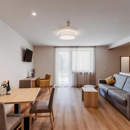 Aparthotel Margun - & Panoramarooms 3*