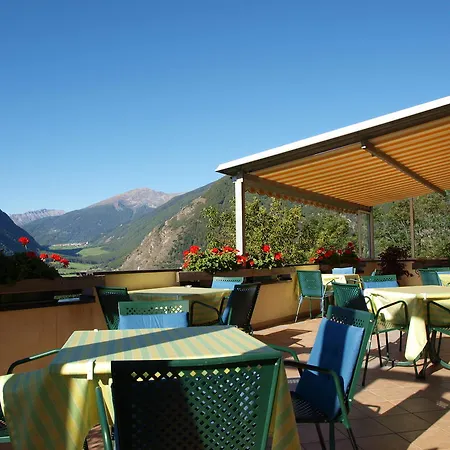 Aparthotel Margun - & Panoramarooms 3*